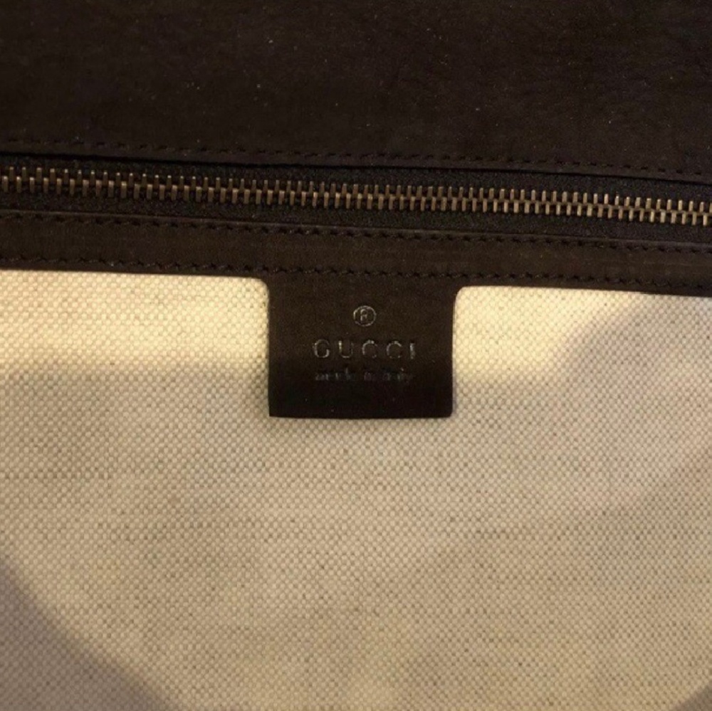 Authentic GUCCI nubuck ribot horse clutch NWOT - Picture 6 of 11